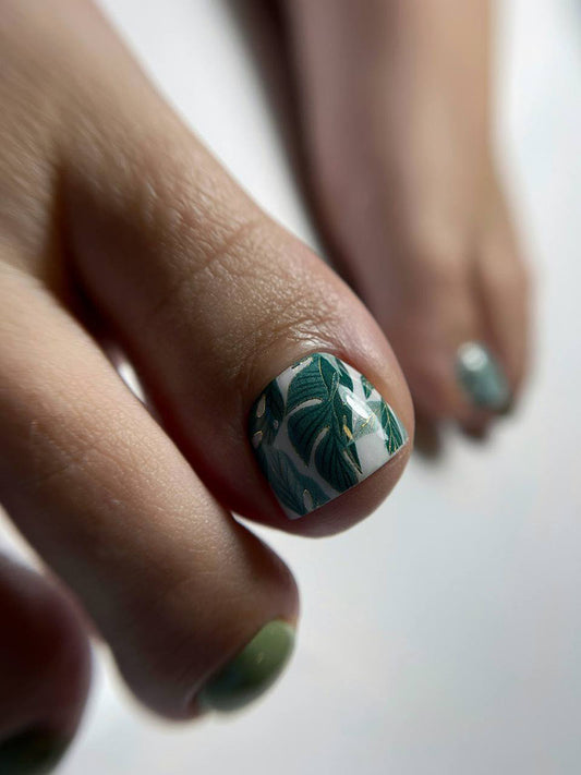 Pedicure Green leaves. Foil gold. Nail water decals SF-194