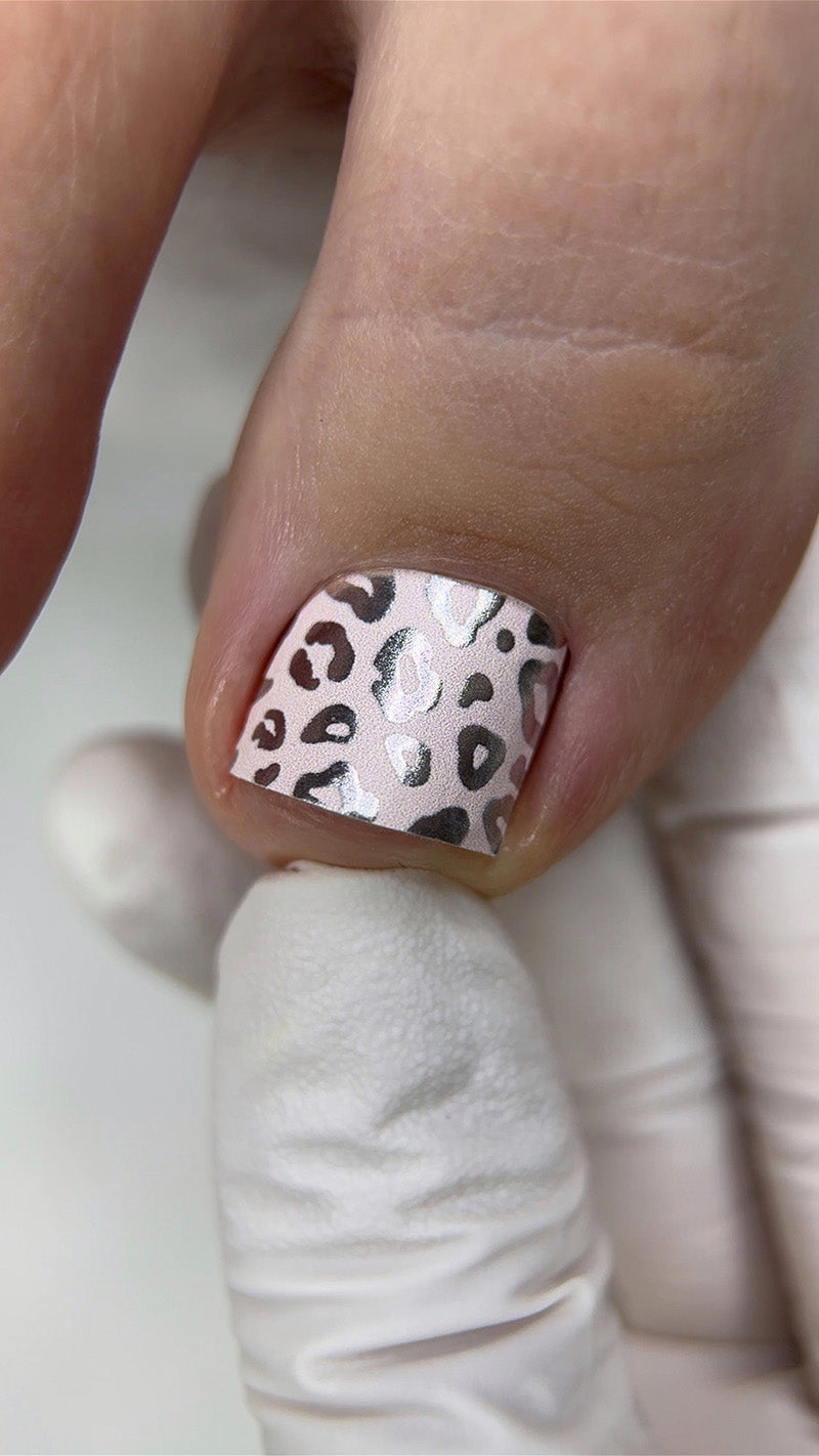 Pedicure Leo. Beige. Colored Foil. Large. Nail wraps WB-508