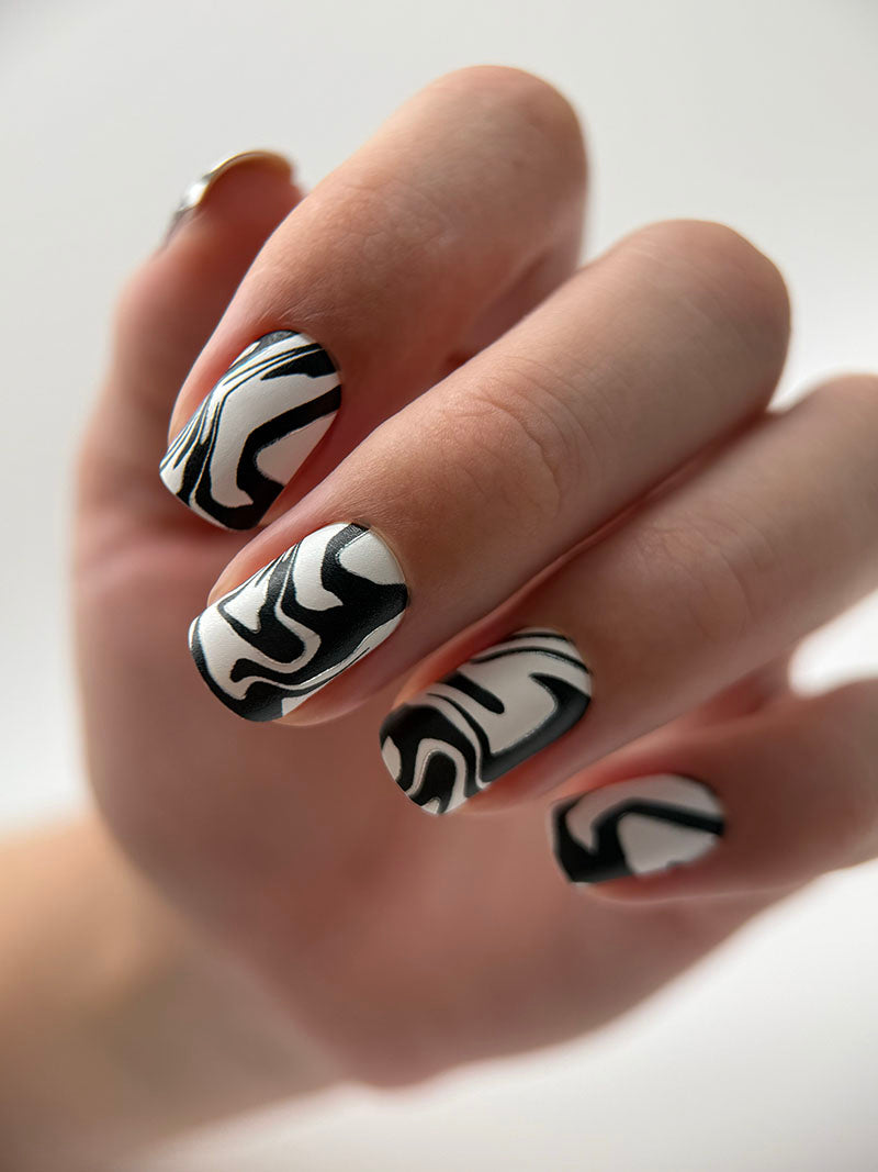 Manicure Black divorces. Silver Foil. Nail wraps WM-395