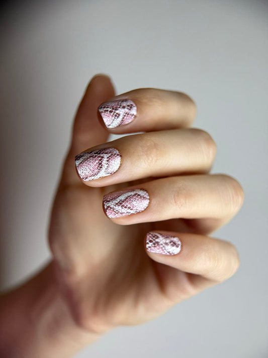 Manicure Python. Pink. Nail wraps WM-416