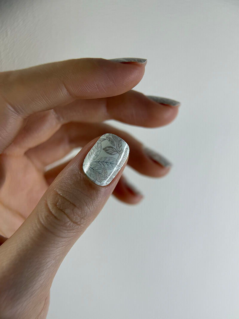 Manicure Brown twigs. Silver Foil. Nail wraps WM-442