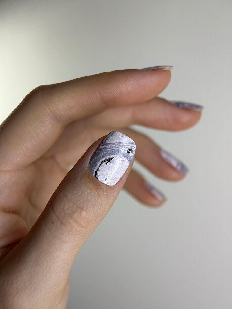 Manicure Divorces. Pink and gray. Silver Foil. Nail wraps WM-445