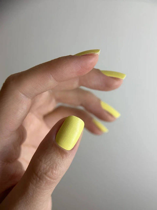Manicure Yellow. Nail wraps WM-458
