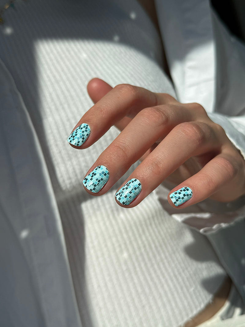 Manicure Disco Ball. Tiffany. Colored Foil. Nail wraps WM-493