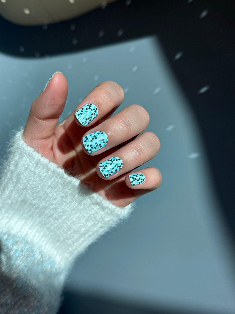 Manicure Disco Ball. Tiffany. Colored Foil. Nail wraps WM-493
