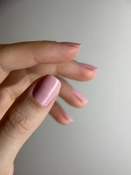 Manicure Dusty Pink. Nail wraps WM-524