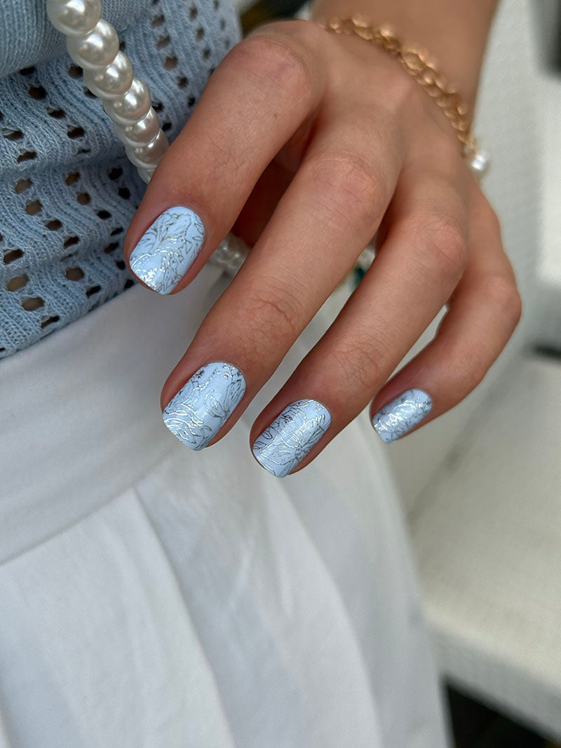 Manicure Gray Flowers. Colored Foil. Nail wraps WM-552