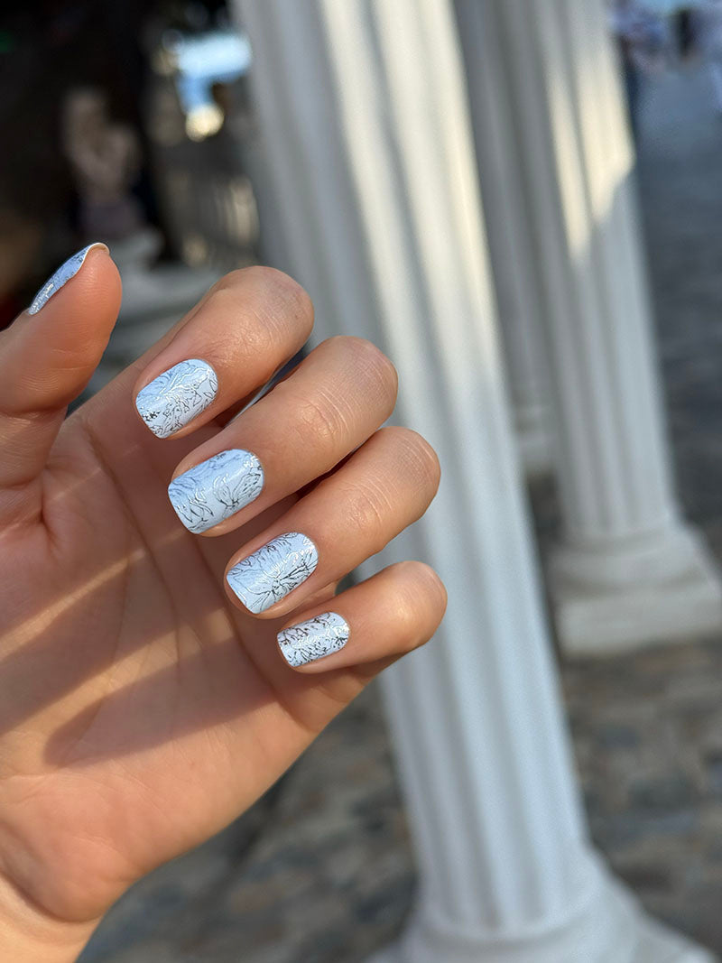 Manicure Gray Flowers. Colored Foil. Nail wraps WM-552