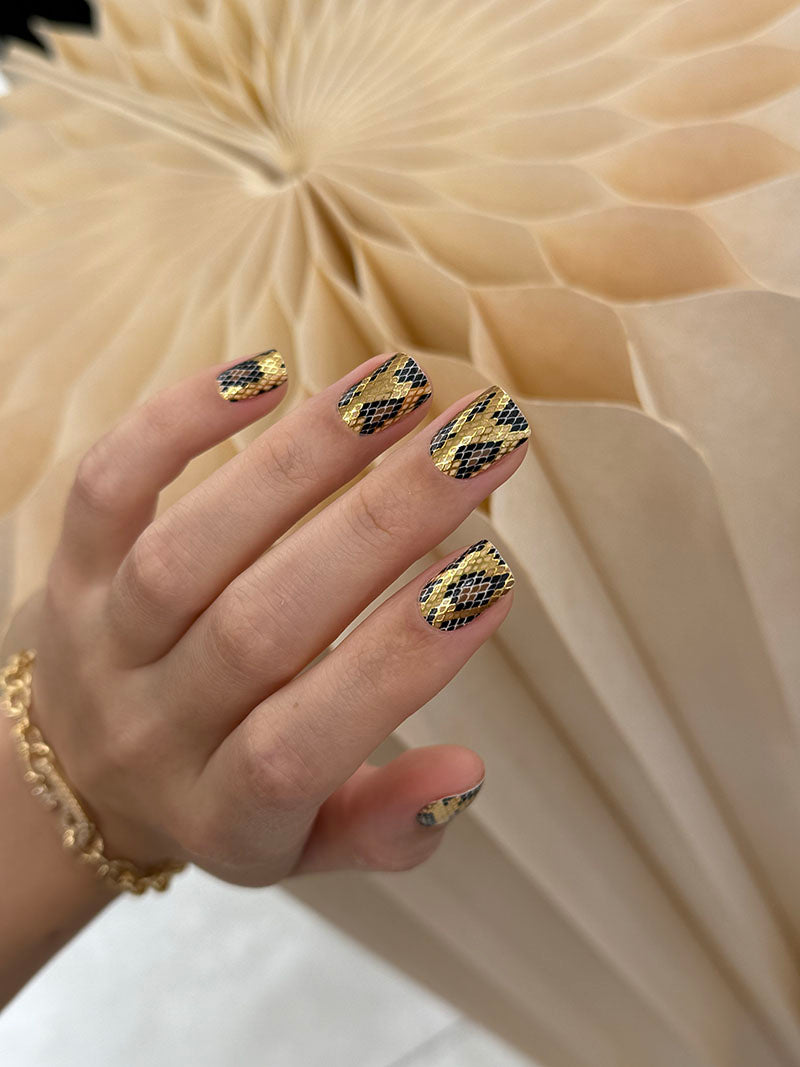 Manicure Python. Brown. Gold Foil. Nail wraps WM-599
