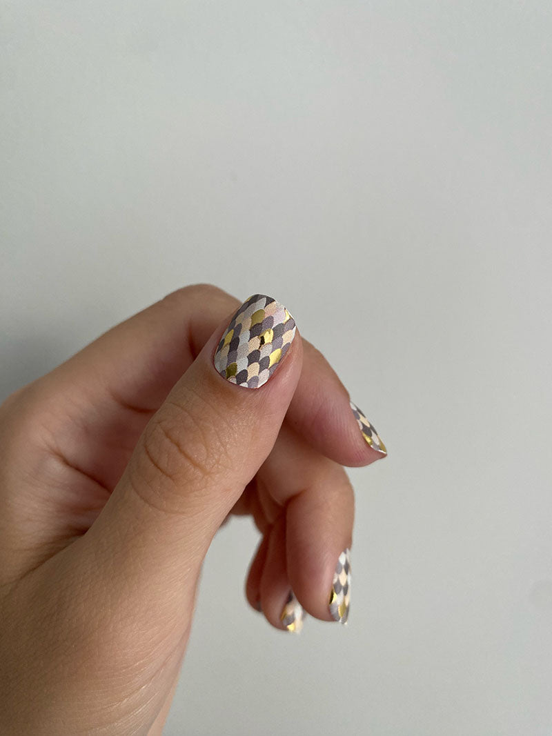 Manicure Beige Python. Gold Foil. Nail wrap WM-734
