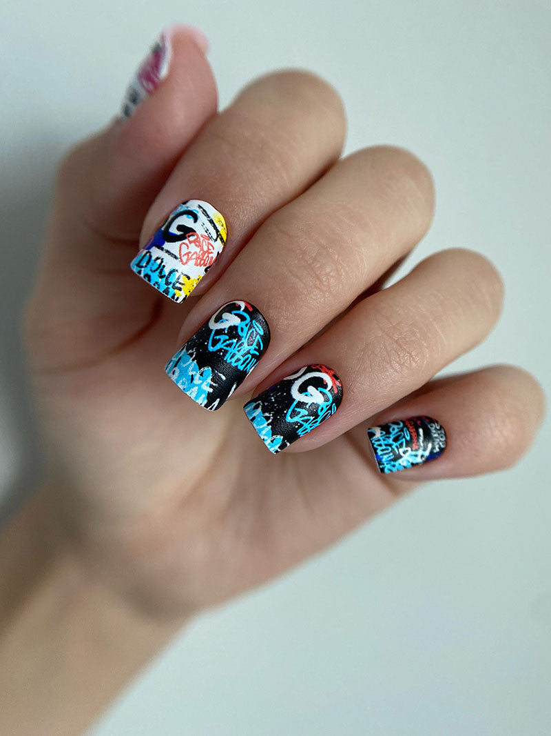 Manicure Graffiti DG. Nail wrap WM-892