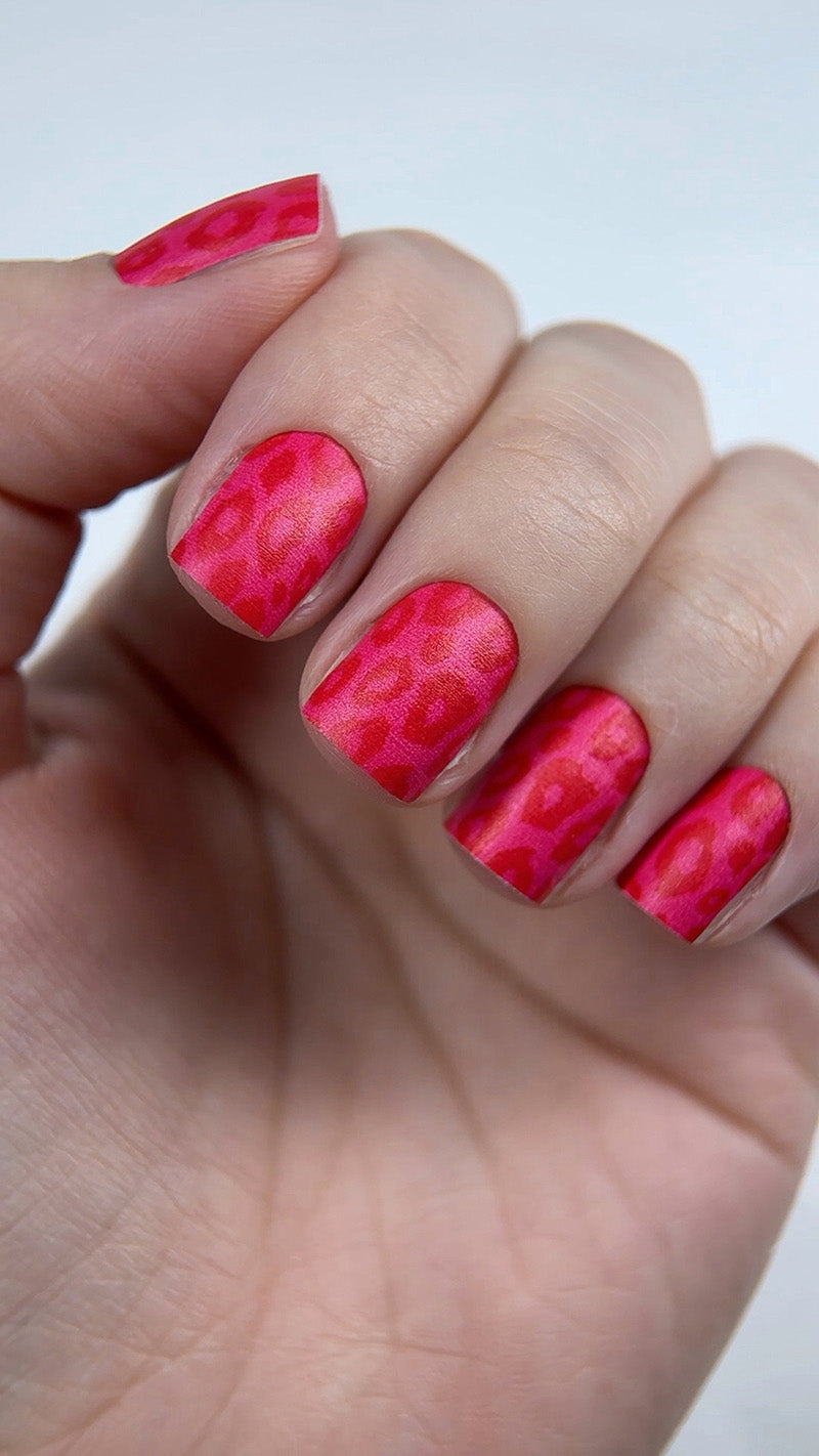 Manicure Leo monochrome. Red. Nail wrap WM-941