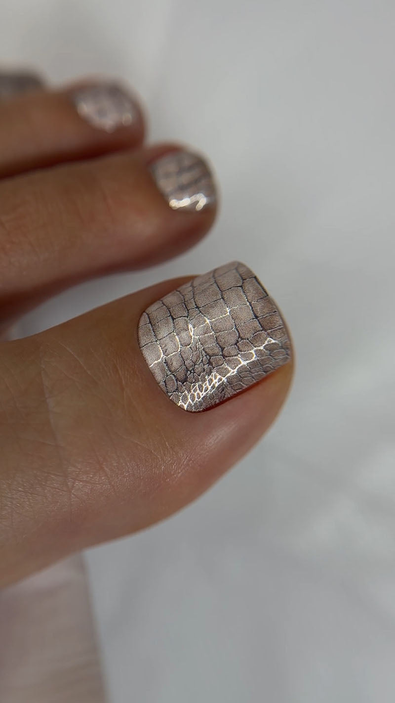 Pedicure Python beige. Colored Foil. Nail wraps WR-326