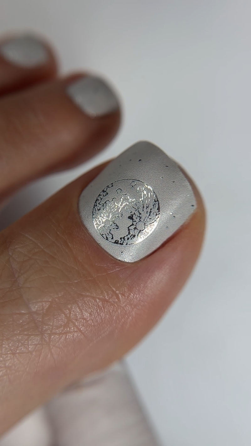 Pedicure Moon. Silver Foil. Nail wraps WR-390