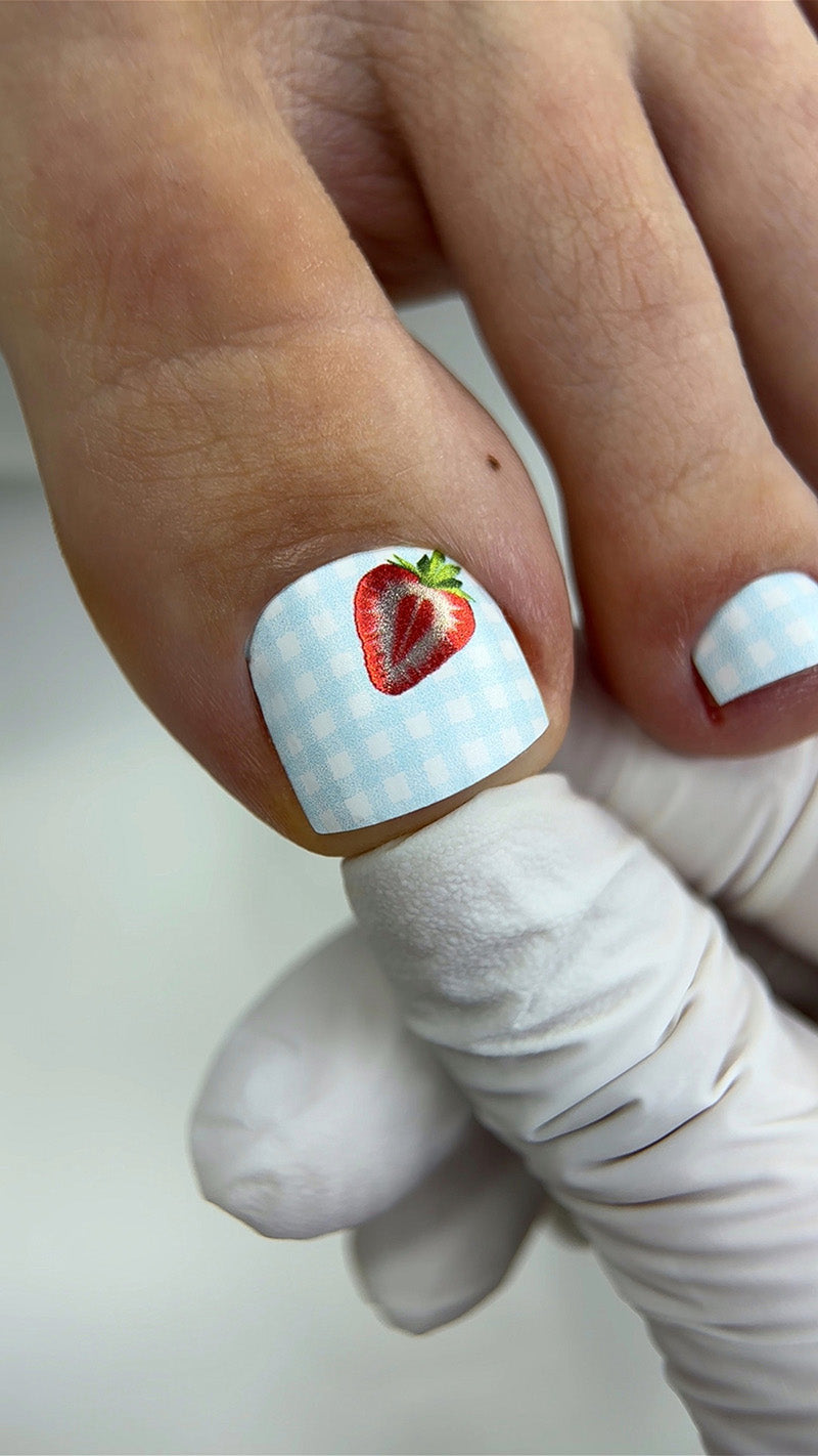Pedicure Strawberry. Colored Foil. Nail wraps WR-505