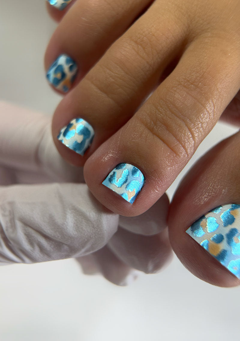 Pedicure Leo Blue and Strokes. Colored Foil. Nail wraps WR-521
