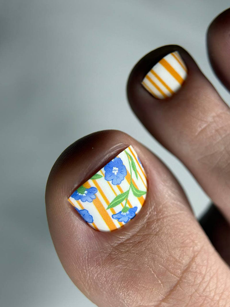 Pedicure Flowers and Stripes. Silver Foil. Nail wraps WR-561