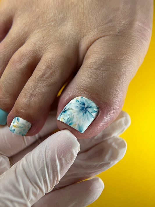 Pedicure Flowers. Blue. Nail wraps WR-570