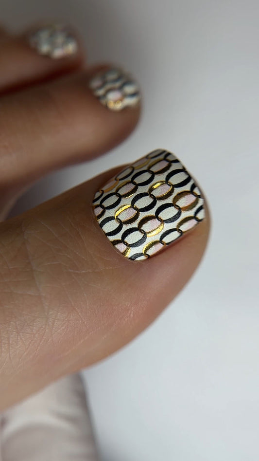 Pedicure Chains. Gold Foil. Nail wraps WR-579
