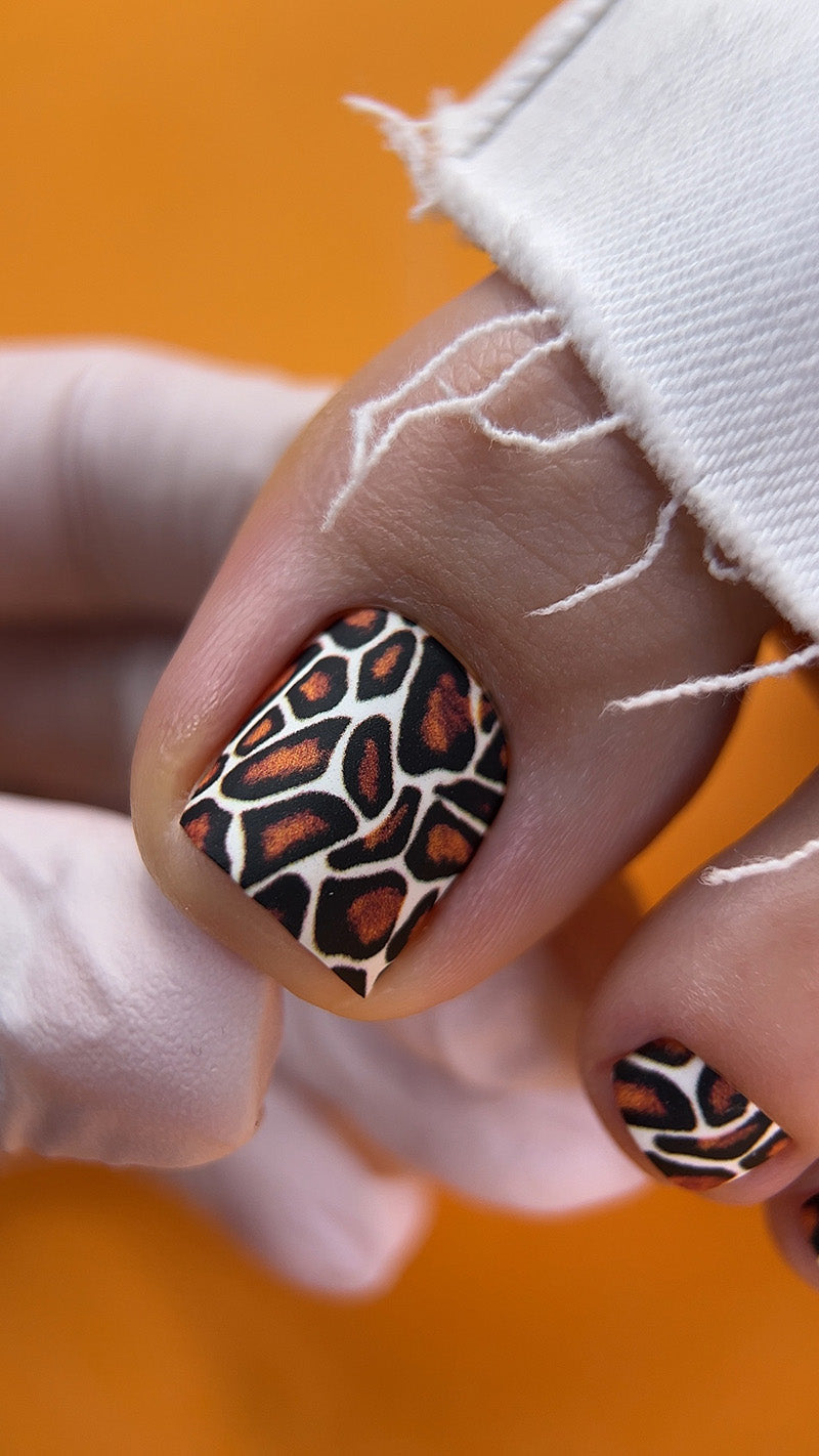 Pedicure Giraffe. Nail wrap WR-631