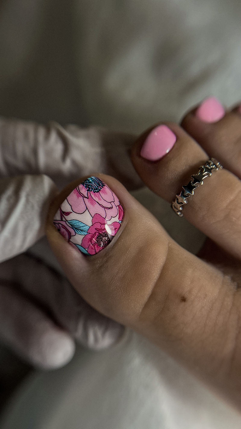 Pedicure Pink Peonies, Blue Leaves. Nail wrap WR-713