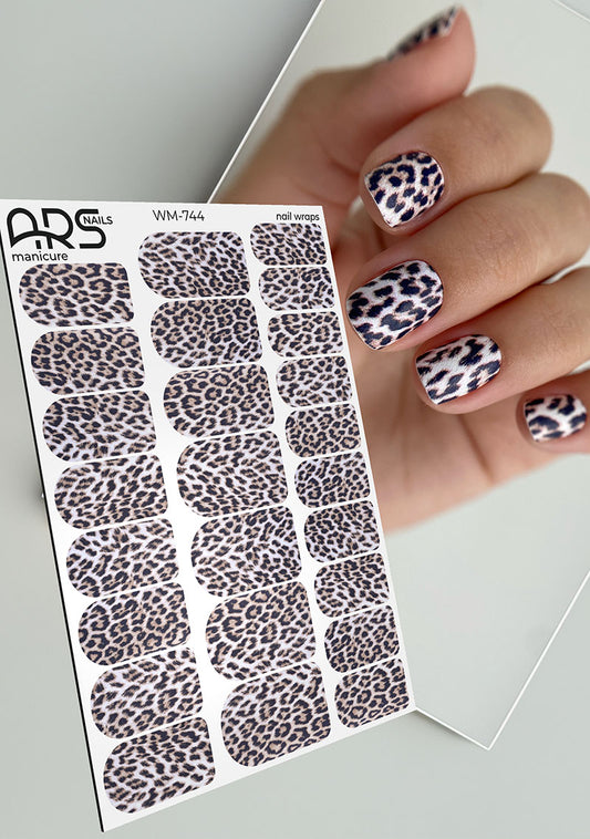 Manicure Leo. Small Delicate. Nail wrap WM-744. ARS NAILS