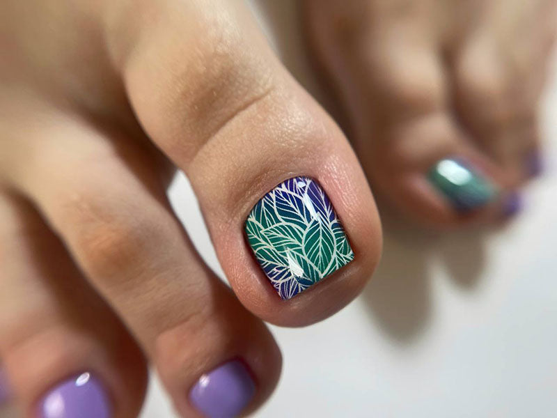 Pedicure Leafs. Big ones. Color. Gradient. Nail water decals SD-133