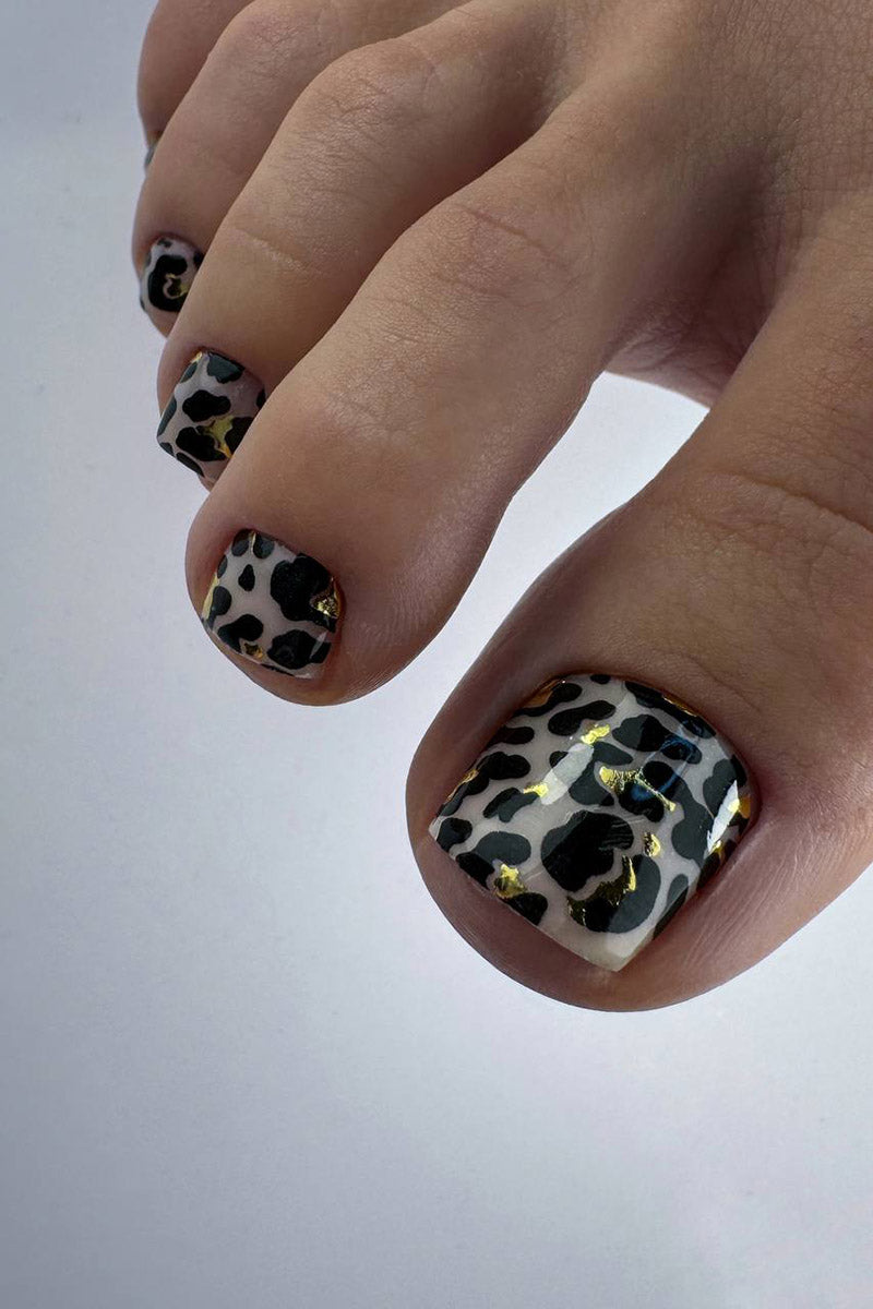 Pedicure Leo. Foil gold. Nail water decals SF-089