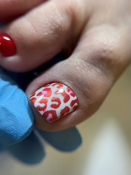 Pedicure Leo. Red. Colored foil. Nail water decals SF-176