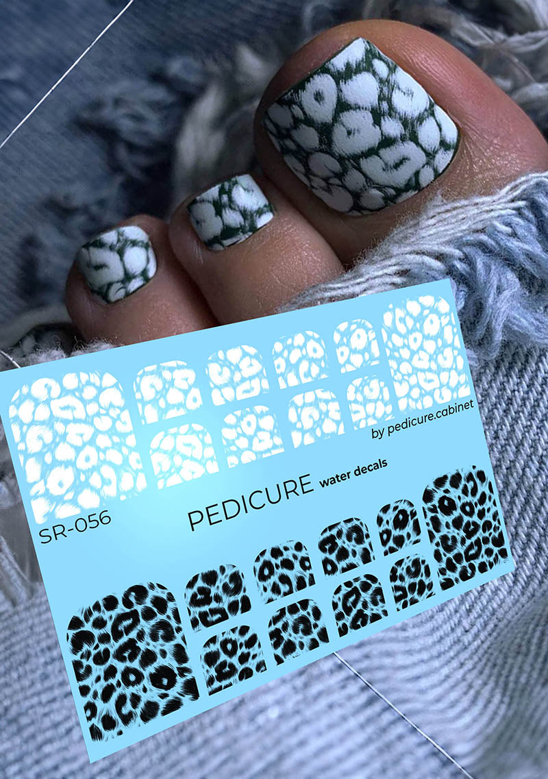 Pedicure Leo. Black and white. Nail water decals SR-056