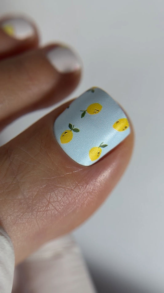 Pedicure Lemons. Gold Foil. Large. Nail wraps WB-371