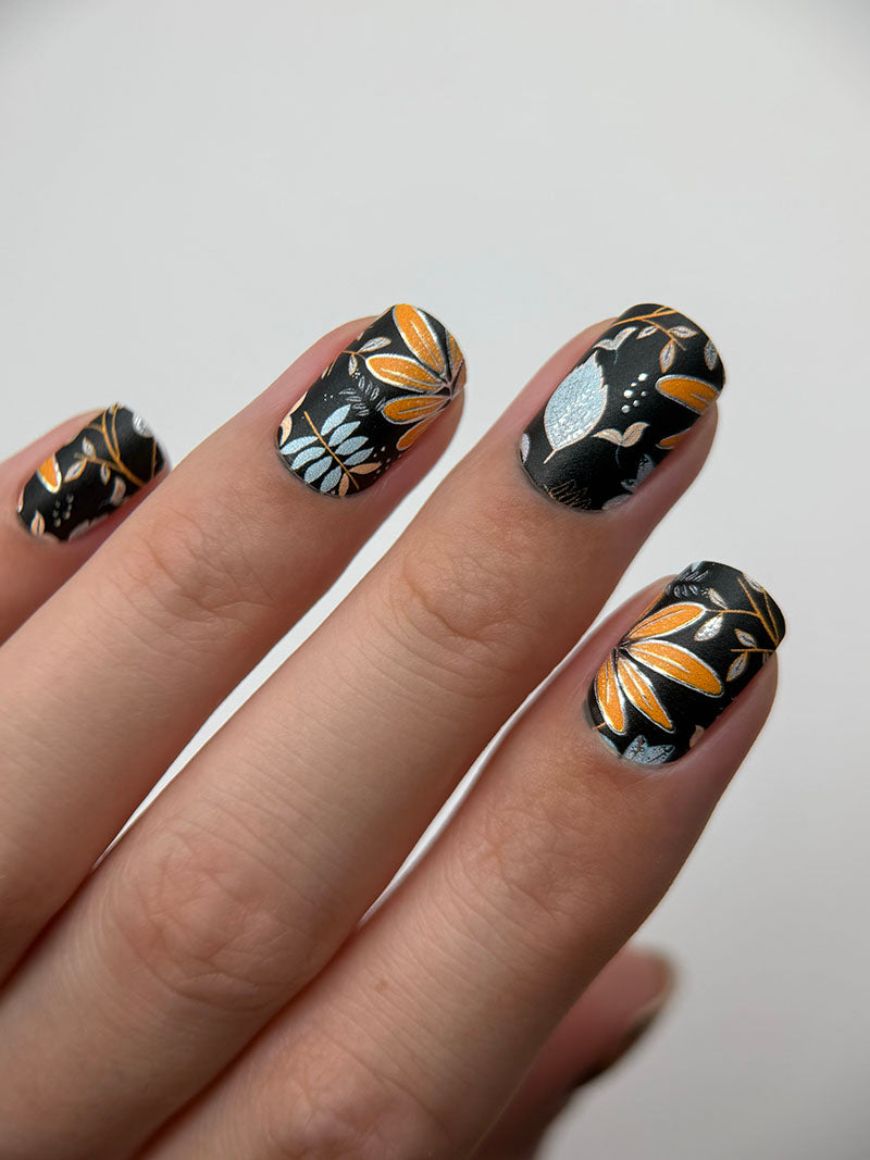 Manicure Twigs with leaves. Silver Foil. Nail wraps WM-304