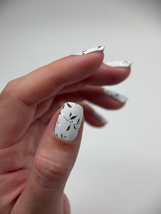 Manicure Small flowers. Gold Foil. Nail wraps WM-355