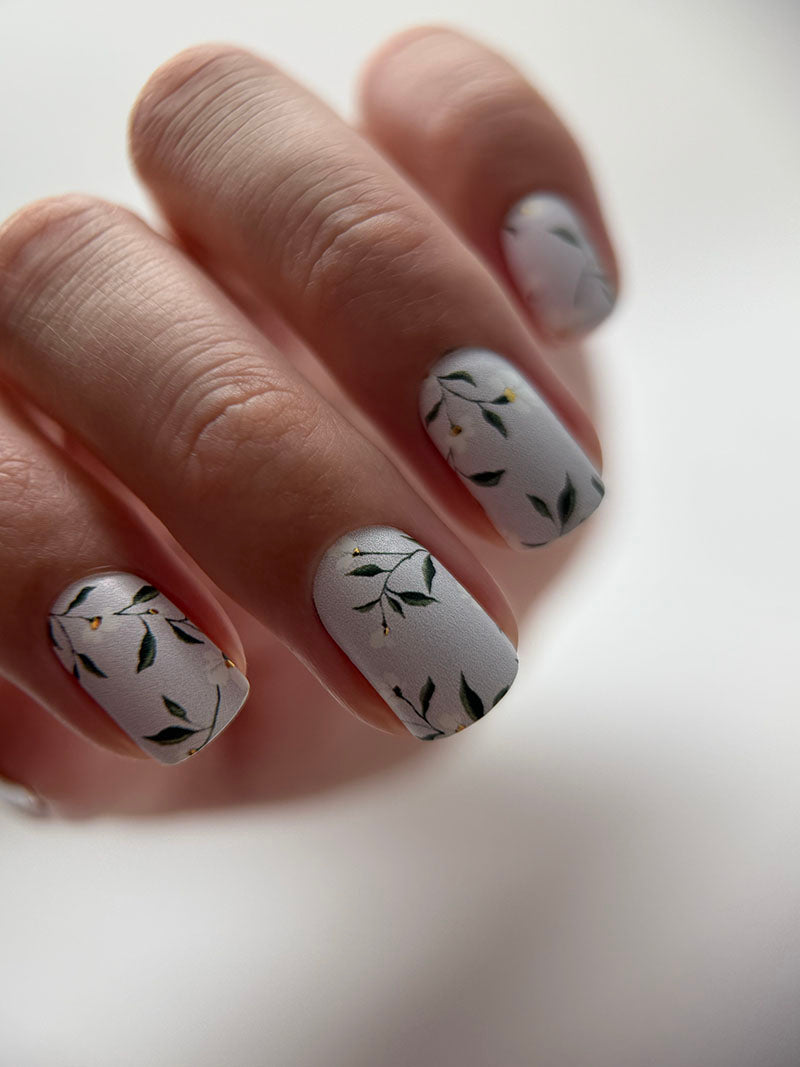 Manicure Small flowers. Gold Foil. Nail wraps WM-355