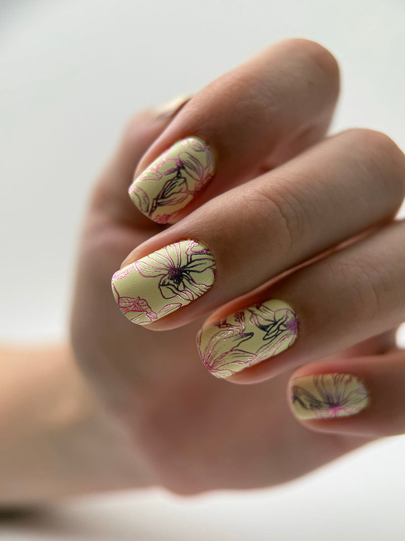 Manicure Outline flowers. Colored Foil. Nail wraps WM-361