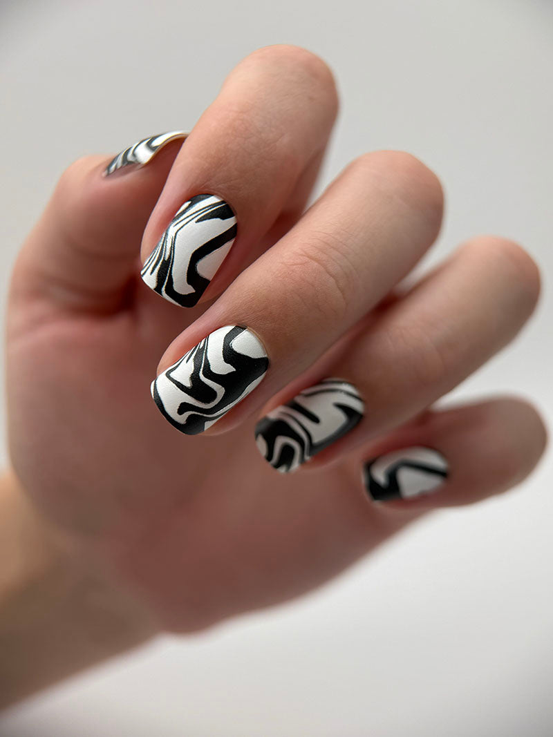 Manicure Black divorces. Silver Foil. Nail wraps WM-395