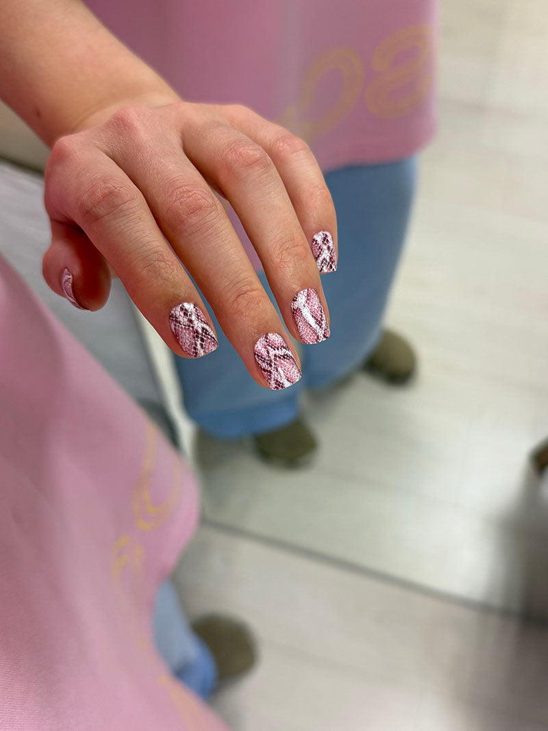 Manicure Python. Pink. Nail wraps WM-416