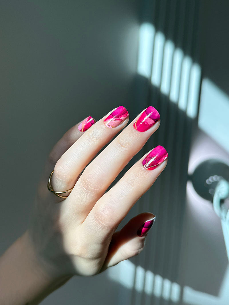 Manicure Divorces. Red. Gold Foil. Nail wraps WM-440
