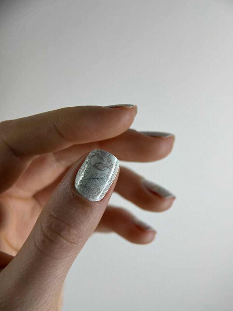 Manicure Brown twigs. Silver Foil. Nail wraps WM-442