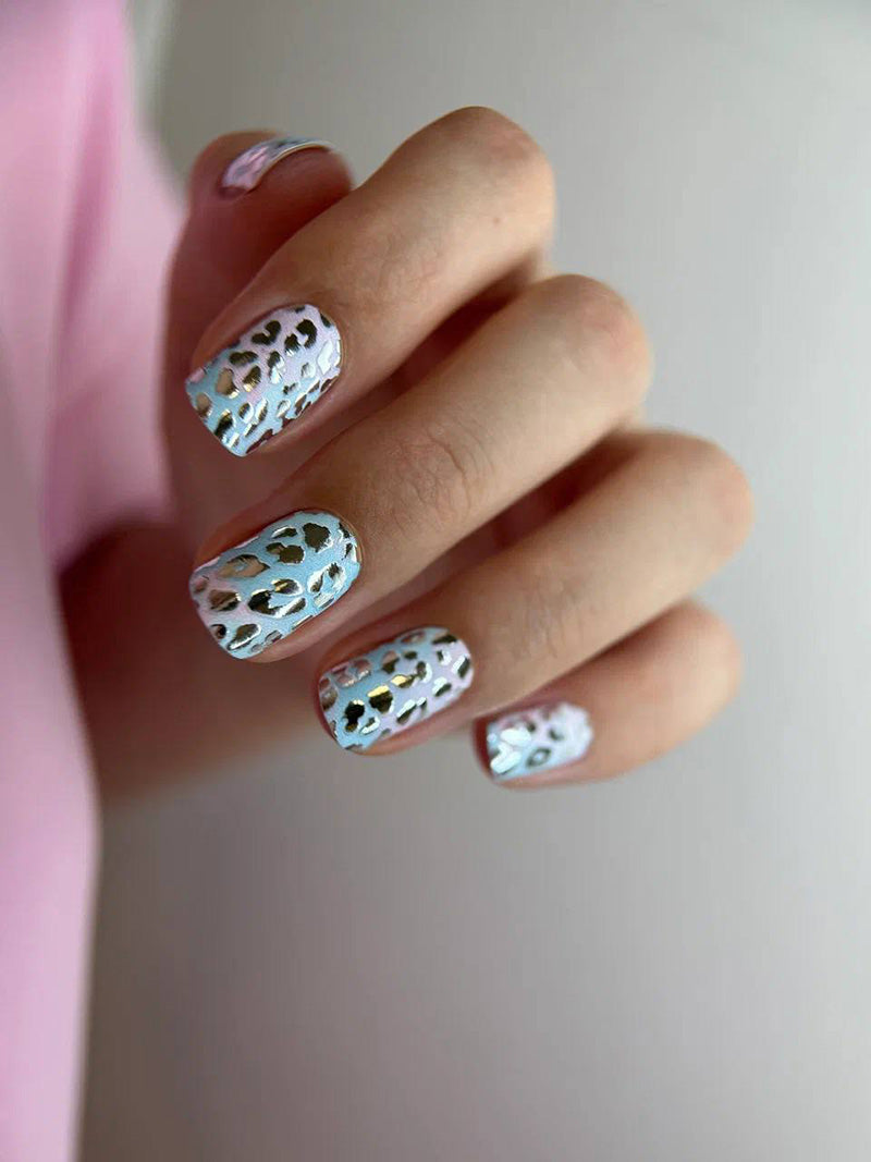 Manicure Leo. Silver Foil. Nail wraps WM-471