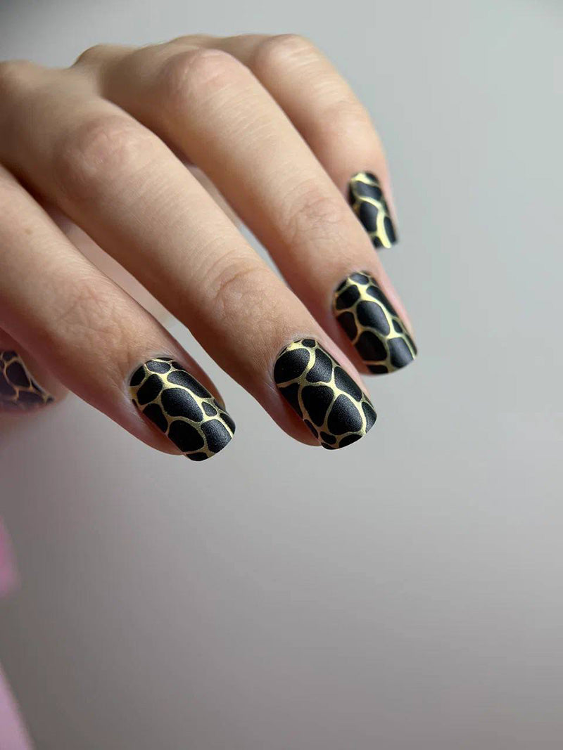 Manicure Giraffe. Colored Foil (Bronze). Nail wraps WM-474
