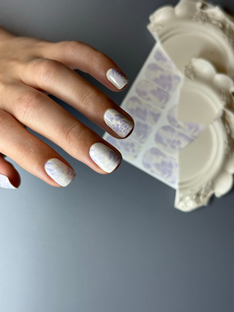 Manicure Twigs. Lilac. Nail wraps WM-571