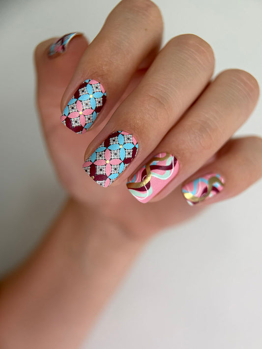 Manicure Waves. Colored Foil (Bronze). Nail wraps WM-614