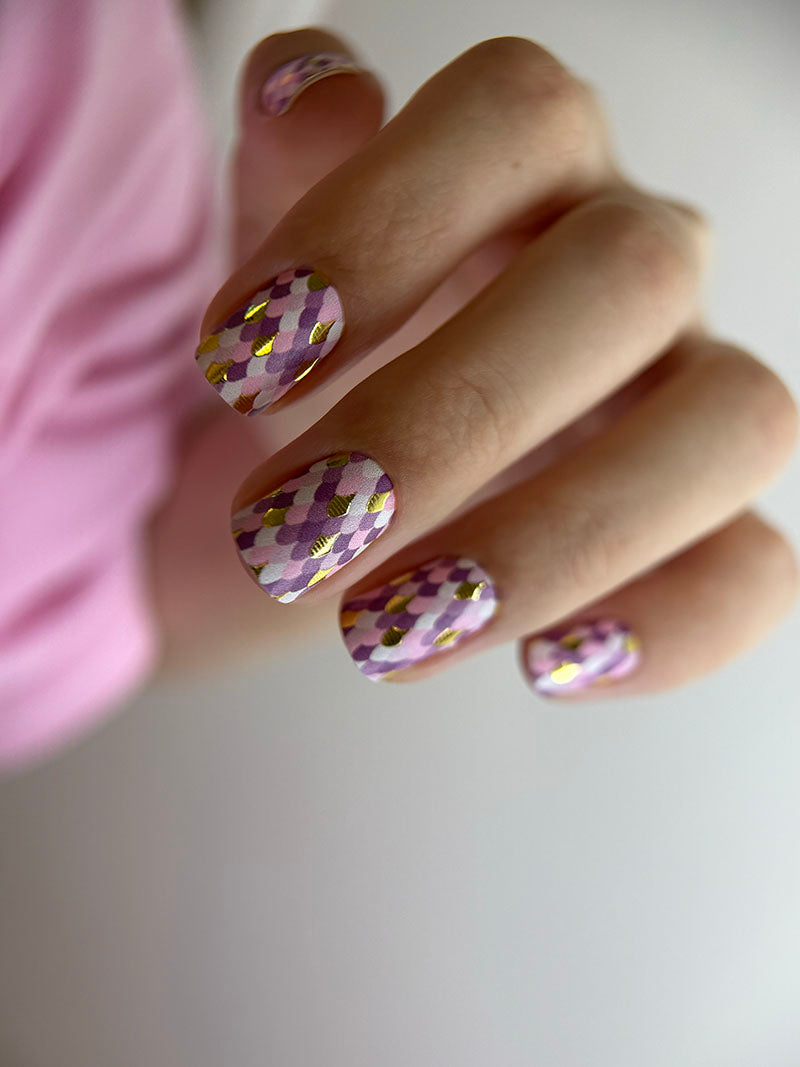 Manicure Pink Python. Foil gold. Nail wrap WM-621