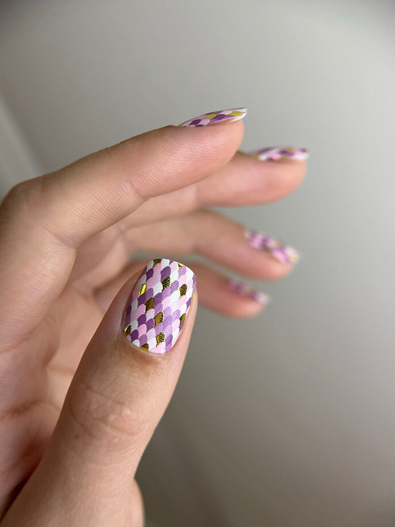 Manicure Pink Python. Foil gold. Nail wrap WM-621