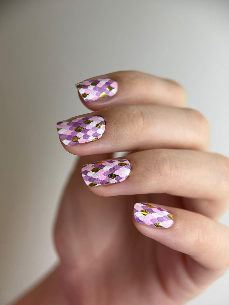 Manicure Pink Python. Foil gold. Nail wrap WM-621