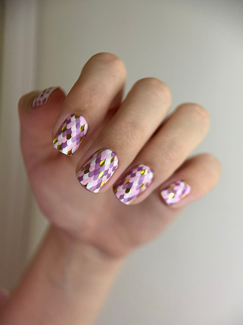 Manicure Pink Python. Foil gold. Nail wrap WM-621
