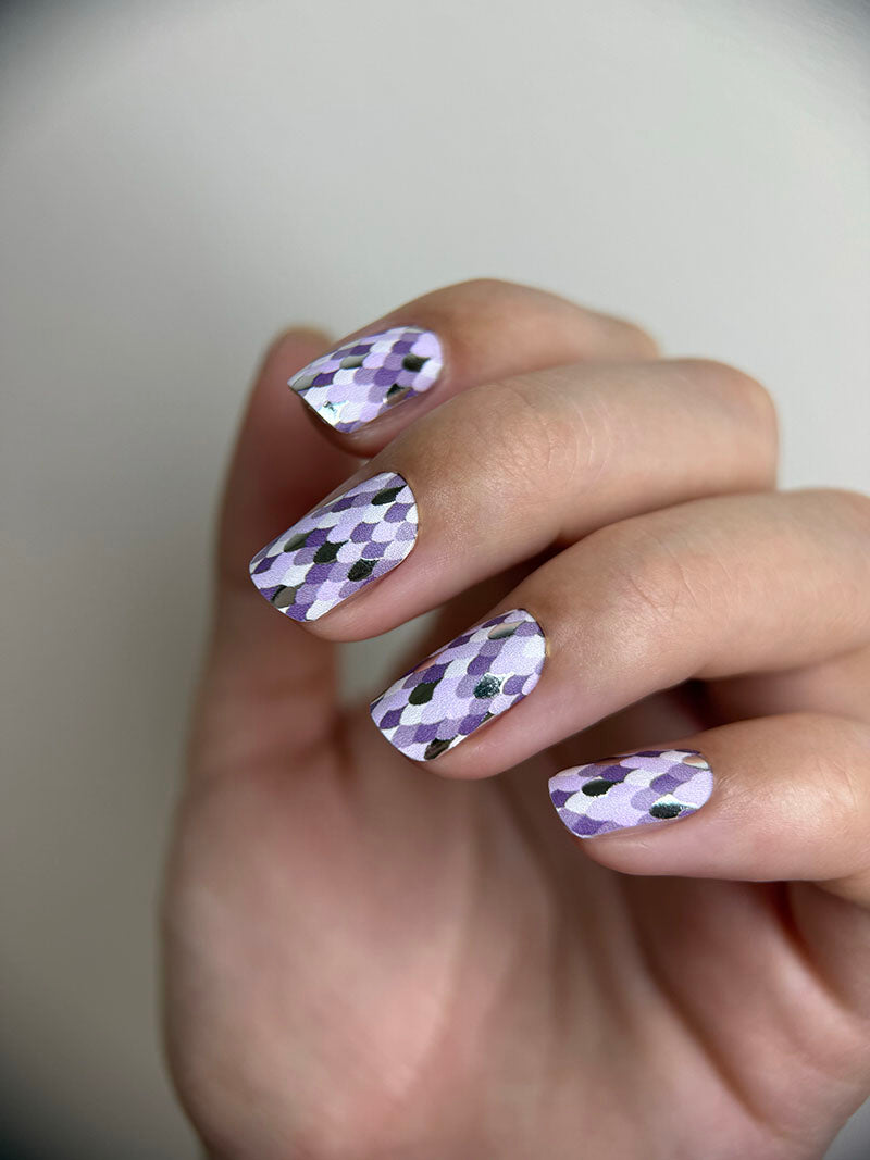 Manicure Purple Python. Foil silver. Nail wrap WM-622
