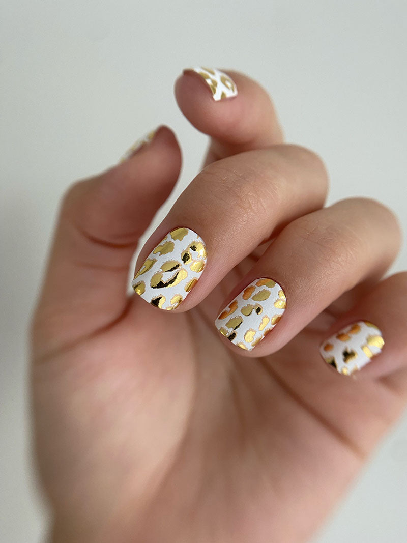 Manicure Leo. White Background. Gold Foil. Nail wrap WM-738