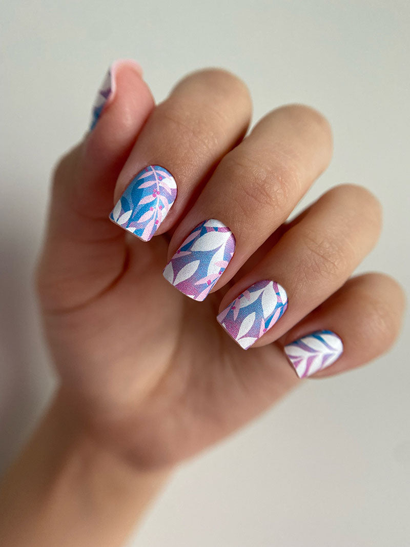 Manicure White twigs. Nail wrap WM-945